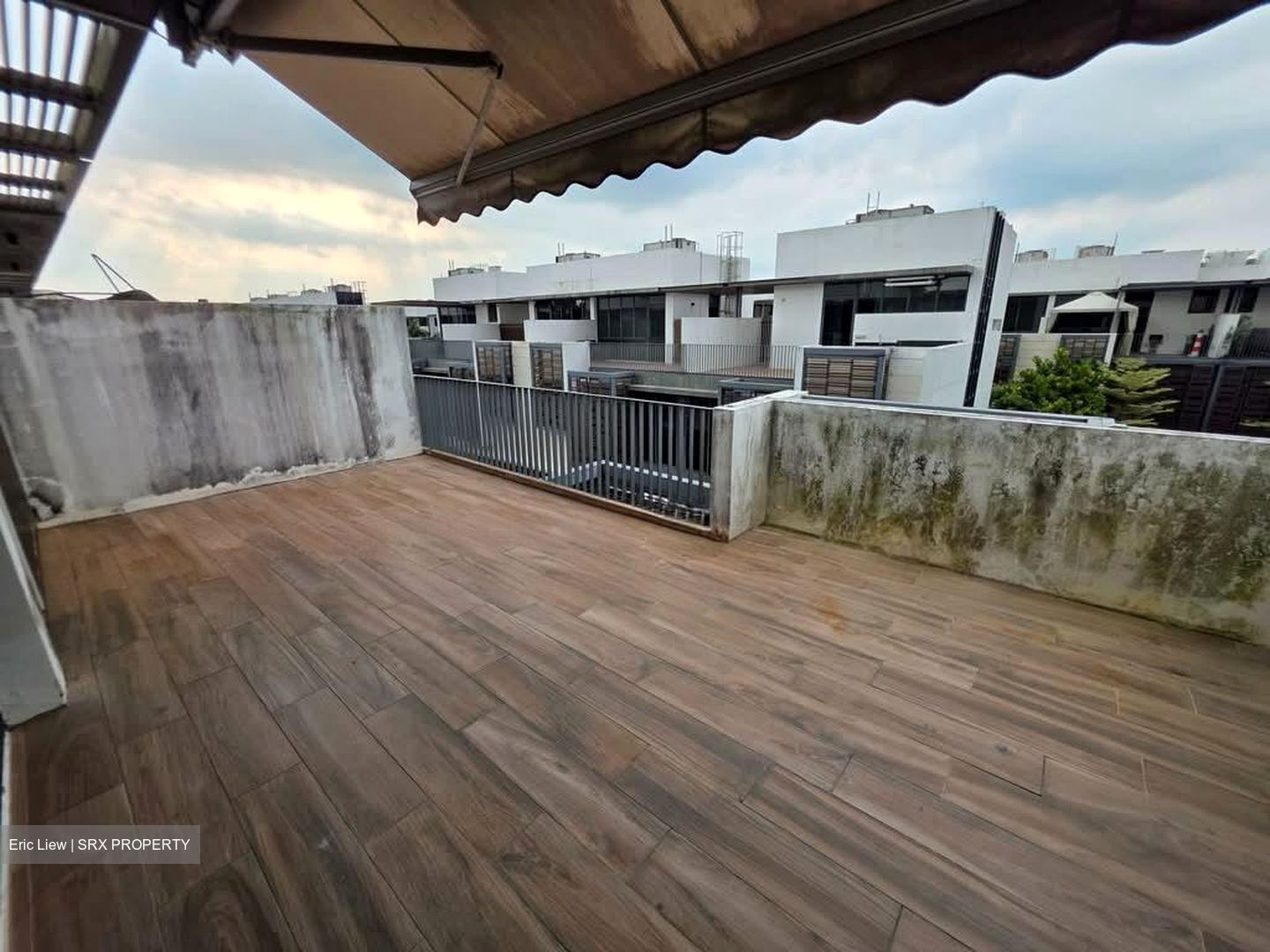 Alana (D28), Terrace #558622841